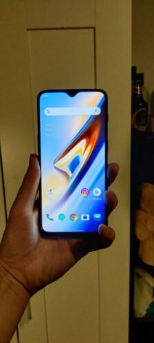 Selling OnePlus 6T 128GB in perfect condition