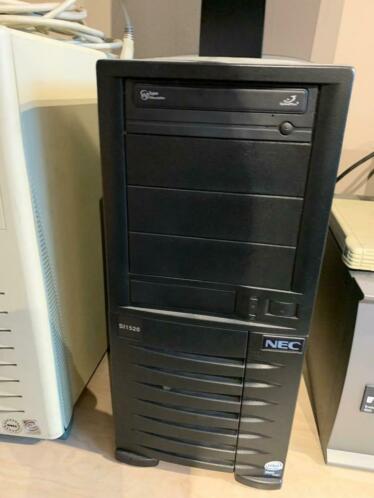 Server NEC SI1520 met XEON CPU.