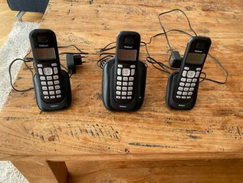 Set van 3 telefoons