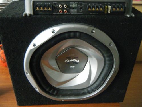 setje sony subwoofer 1300watt met sony versterker xm-sd14x 