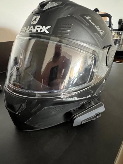 Shark helm XL met Cardo edge systeem