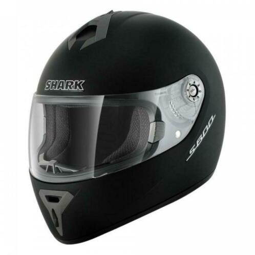 Shark S600 mat zwart motorhelm van 129,- voor 100,-