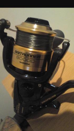 Shimano baitrunner 8000d 2x