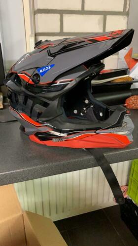 SHOEI helm Leatt roll off rolletjes div onderdelen