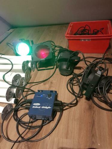 showtec looplicht 4 x par 38can. Met controller