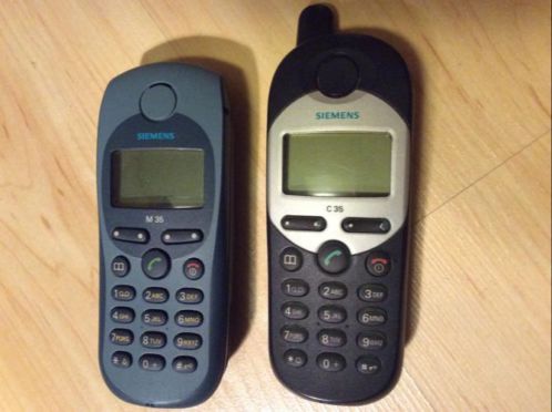 Siemens 2 mobiele telefoons C35 en M35