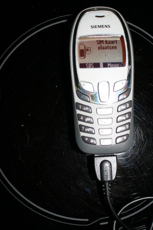 Siemens A57 Mobile Telefoon is voorzien van een nieuwe accu.