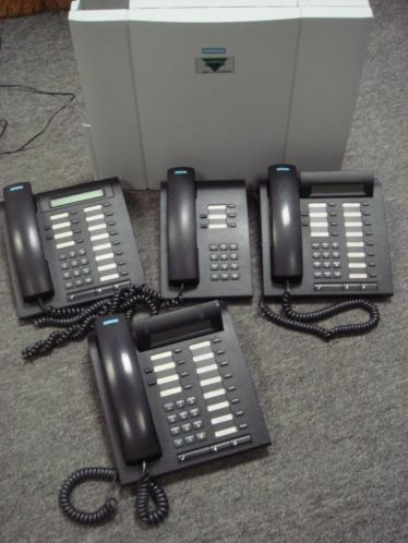 Siemens HiPath 540 telefooncentrale met 4 analoge telefoons 