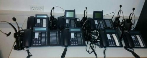 Siemens telefooncentrale met telefoons amp headsets  Gebruikt