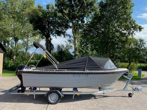 Silveryacht polyester sloep 40 pk Tohatsu  Kalf trailer