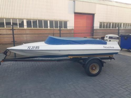 Sims super V speedboot 40 pk Johnson. VAARKLAAR