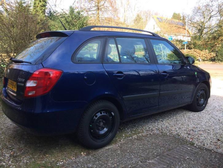 Skoda Fabia 1.2 TDI 55KW Combi 2011 Blauw