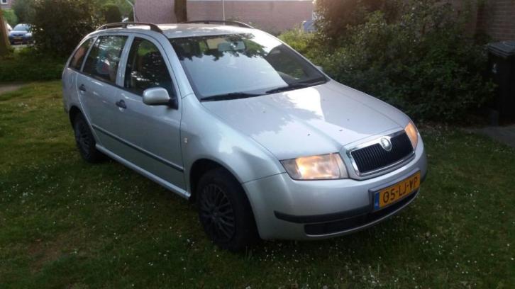 Skoda Fabia 1.4 Combi 50KW 2003 Grijs