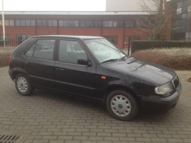 Skoda Felicia 1.3 50kW STUURBEKRAPK TOT 2016 N.A.P.