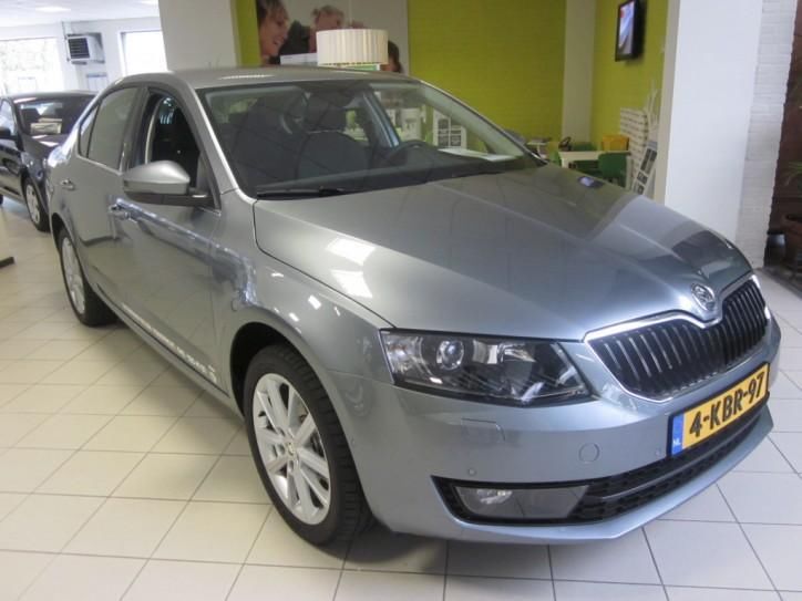 Skoda Octavia 1.4 Tsi Greentech Elegance Business (bj 2013)