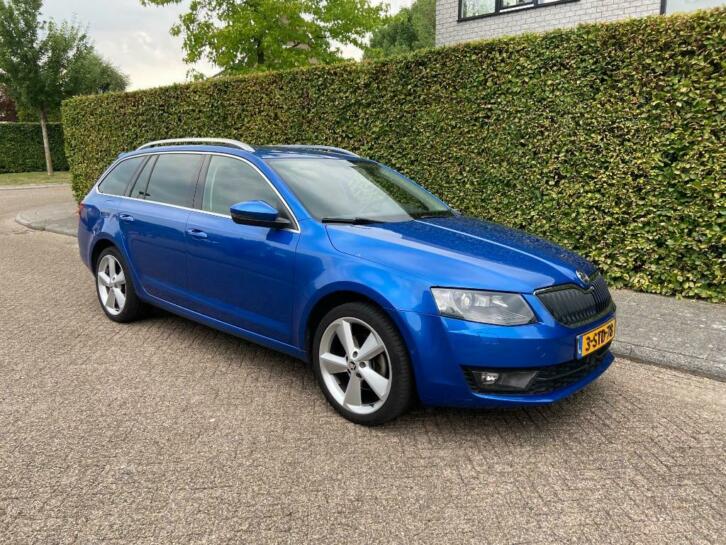 Skoda Octavia 1.4TSI Combi  Xenon  Ambition Business  PDC