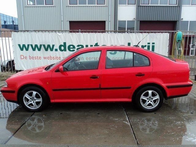 Skoda Octavia 1.8 slx met airco (bj 1999)