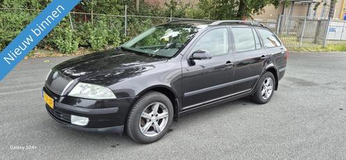 Skoda Octavia Combi 1.6 Ambiente LEUKE AUTO RIJDT EN SCHAKEL