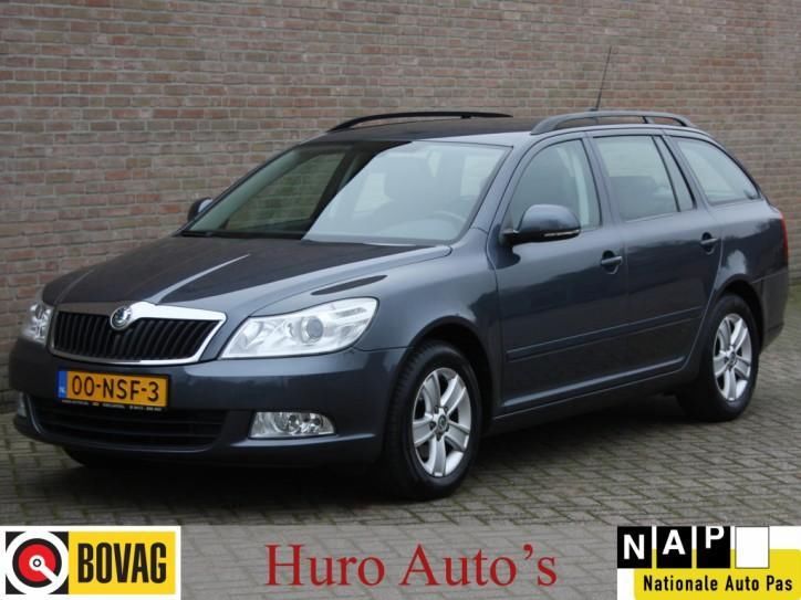 Skoda Octavia Combi 1.6 TDI Greenline Business Leder Clima F