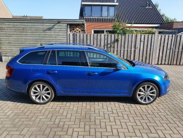 Skoda Octavia, nieuwe APK, trekhaak 18039039  set winterbanden