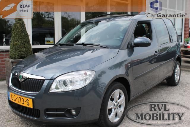 Skoda Roomster 1.4 TDI Elegance 2009 87.108 km Climate Panor