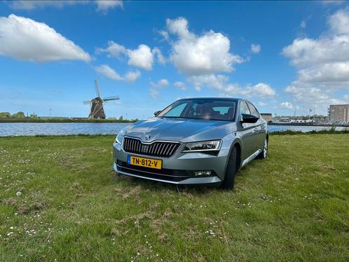 Skoda Superb 1.4 Turbo 16V 103KW DSG 2018 Grijs