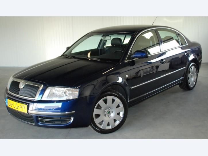 Skoda Superb 1.8 T Elegance (bj 2003)