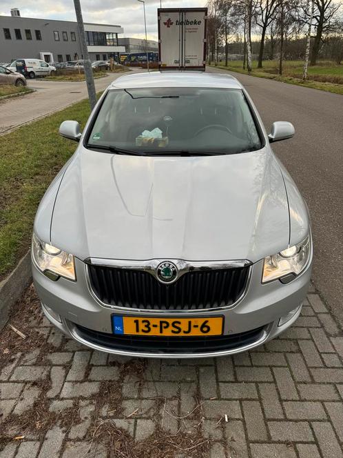 Skoda Superb 1.8 TSI 118KW 2011 Grijs