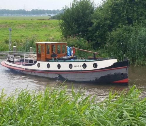 Sleepboot Aagje B met Brons bakjesknapper