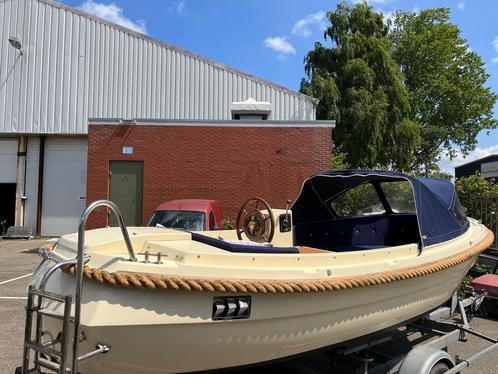 Sloep Clever Viking 565  Yamaha 9.9pk in de bun  Trailer