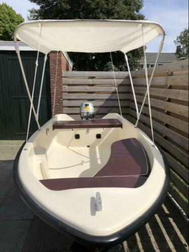 Sloep met motor en trailer  motorboot bootje boot console