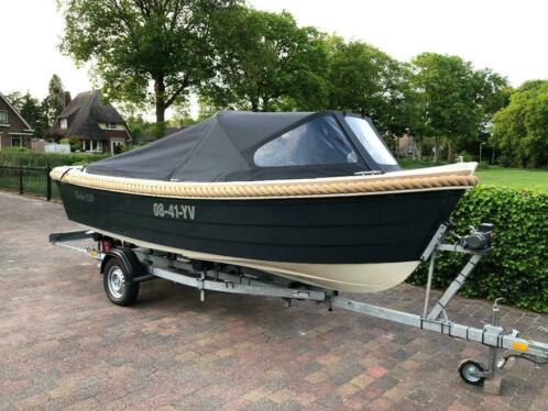 Sloep Yachtpol 520 tender Nieuwstaat 40 pk Yamaha