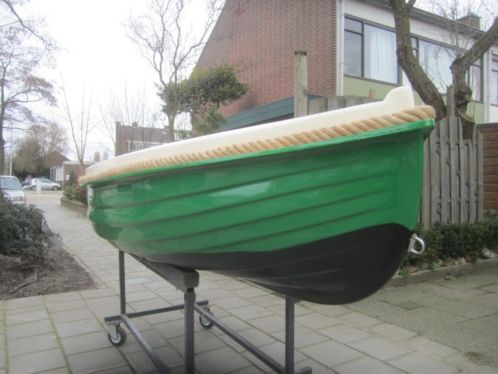 Sloepjejolletjebijbootje..