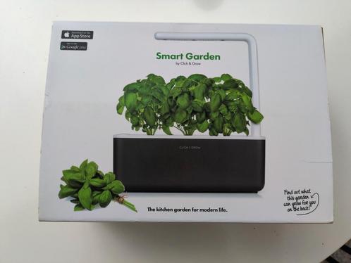 Smart Garden 3 by Click amp Grow
