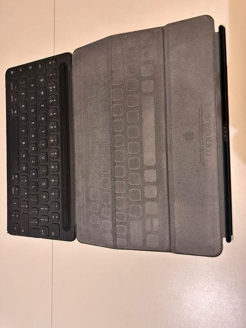 Smart Keyboard Apple iPad (20212020) Keyboard Case QWERTY