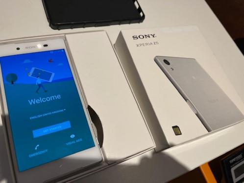 smartphone SONY XPERIA Z5 (32Gb  128 Gb micro SD) - NIEUW