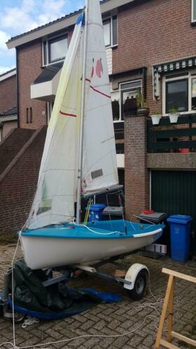 Snelle 2 persoon jeugdzeilboot, Dehler Teeny