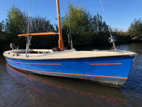 Snelle Polyvalk met verlengde giek en trapeze