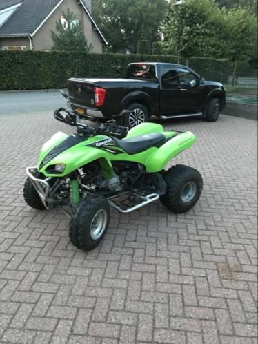 Snelle quad KFX 700