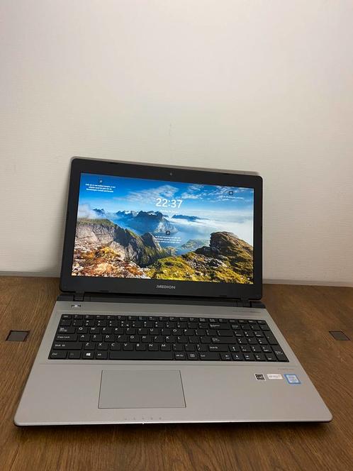 SnelleNette Medion Laptop - FULL HD - SSD - W11 - Garantie