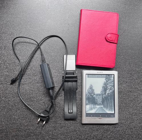 Sony 6 e-reader met hoesje, oplader en lampje  2000 boeken