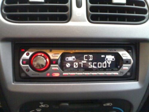 Sony auto radiocdmp3 met aansluiting voor telefoonipod