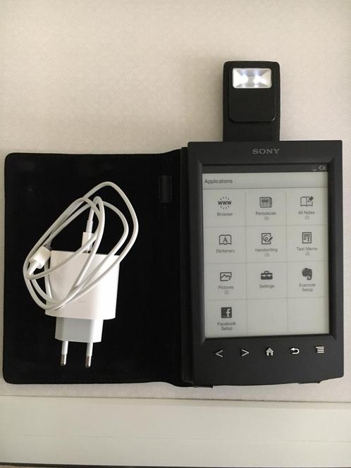 Sony Digital Book Reader with light PRS-T2