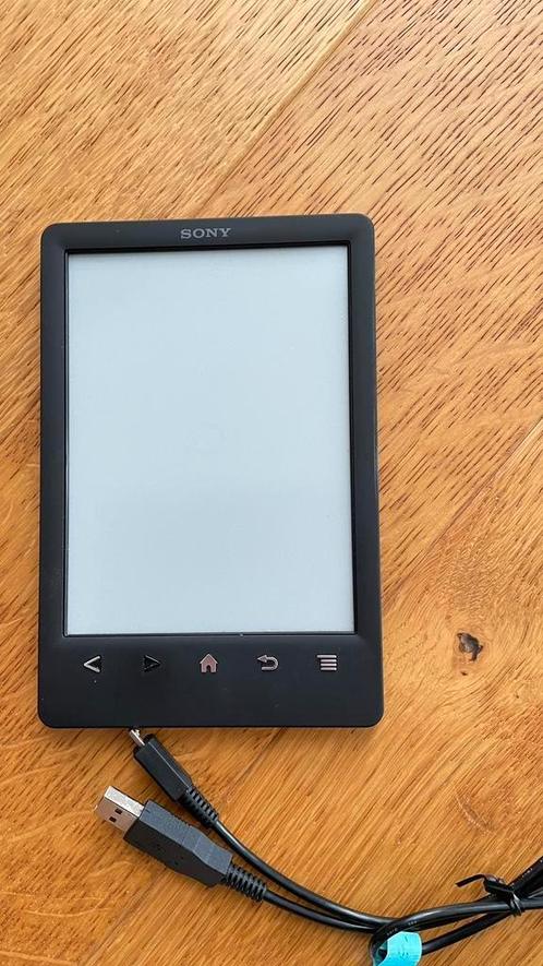 Sony E-reader incl. Wifi en 100 boeken zonder verlichting.