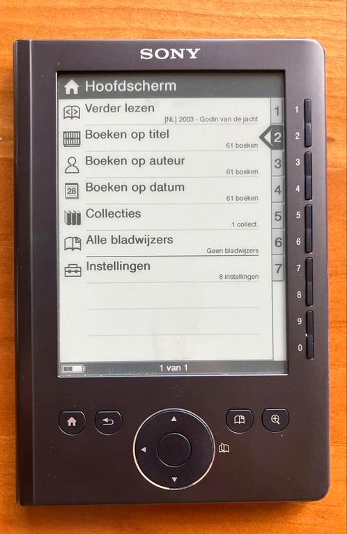 Sony e-reader PRS-300 incl adapter amp cover, incl 61 boeken