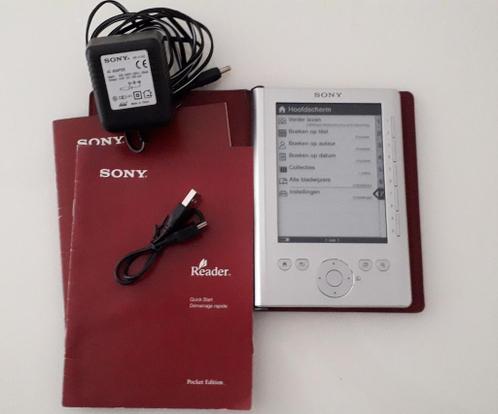 Sony e-reader PRS 300 incl Case, boekjes, lader en datakabel