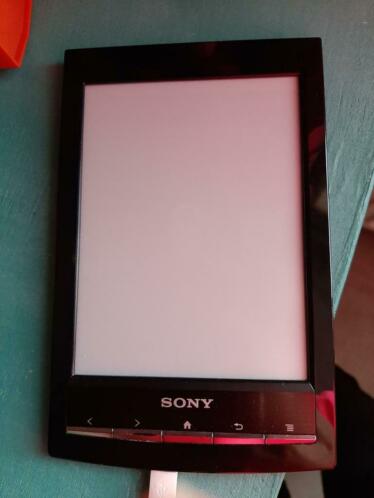 Sony ereader prs-t1 inclusief 50 boeken en beschermtas