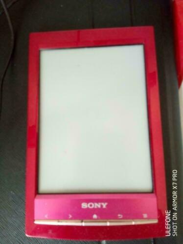 Sony Ereader PRS-T1 rood met 84 boeken
