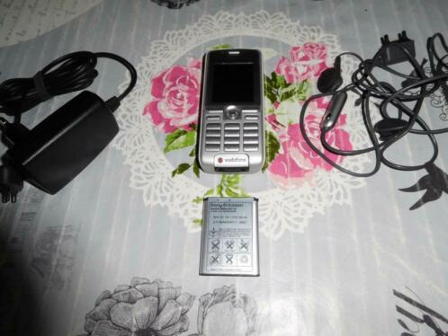 Sony Ericson K310 i Prepaid Telefoon  Ongebruikte Headset