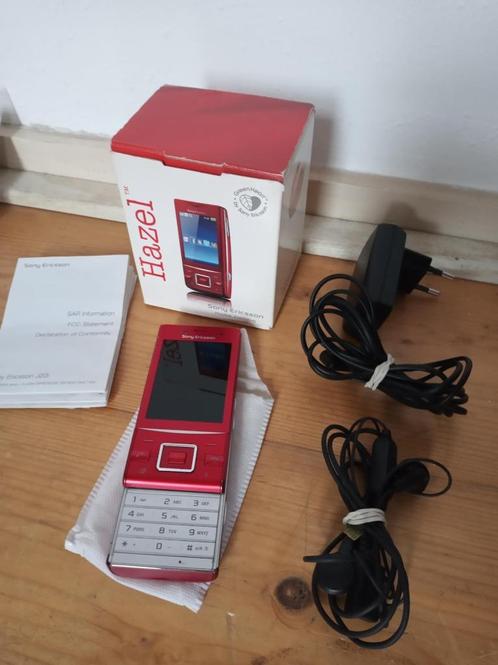 Sony Ericsson J20i Hazel Rood Slider Phone Mobiele Telefoon